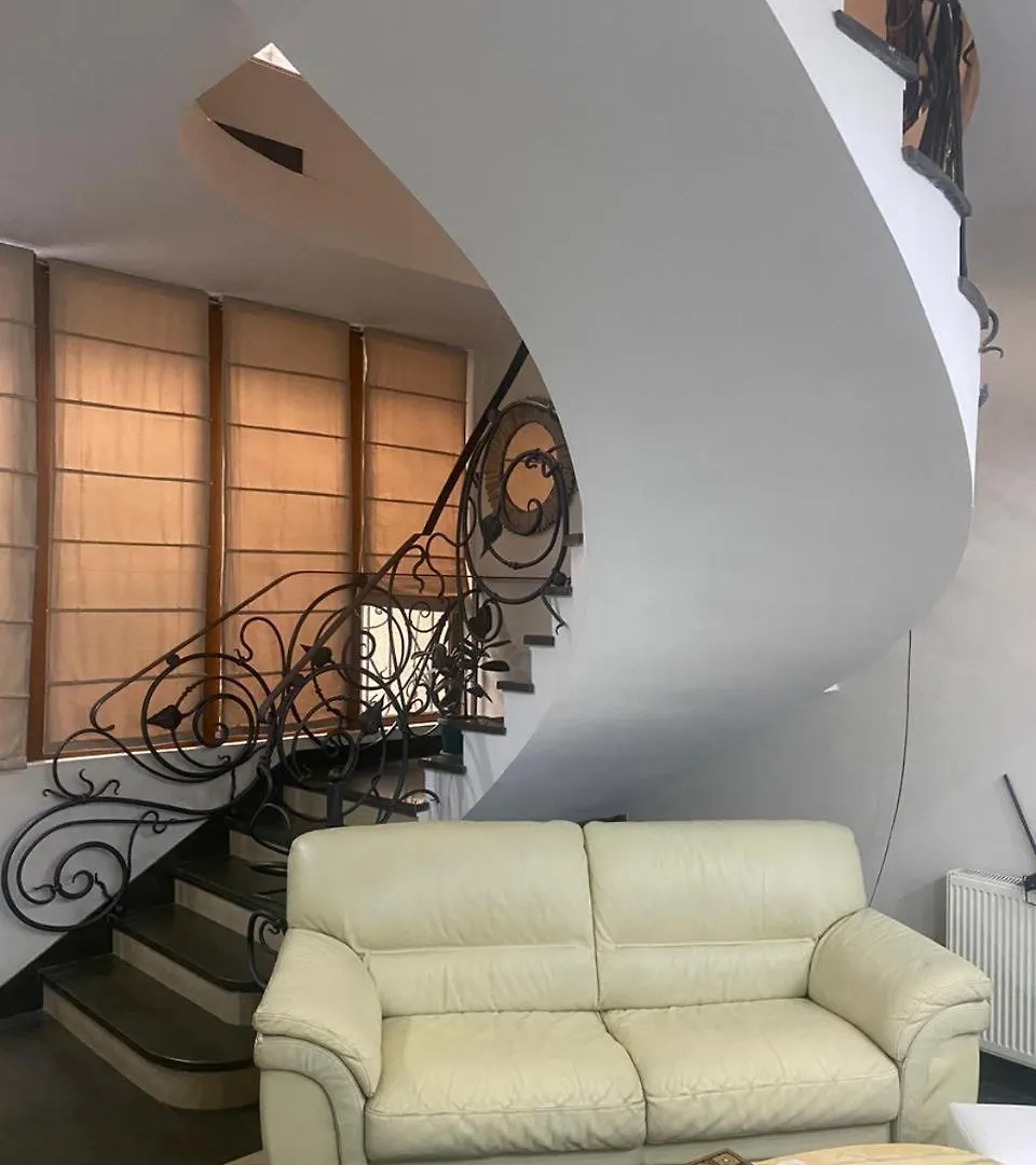 K17 Mini Hotel Tbilisi Värdshus