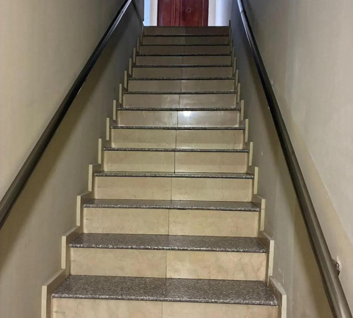 K17 Mini Hotel Tbilisi Värdshus